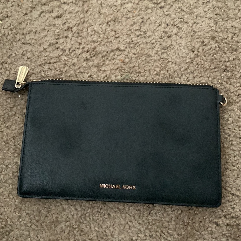 Pouch - Picture 2 of 2